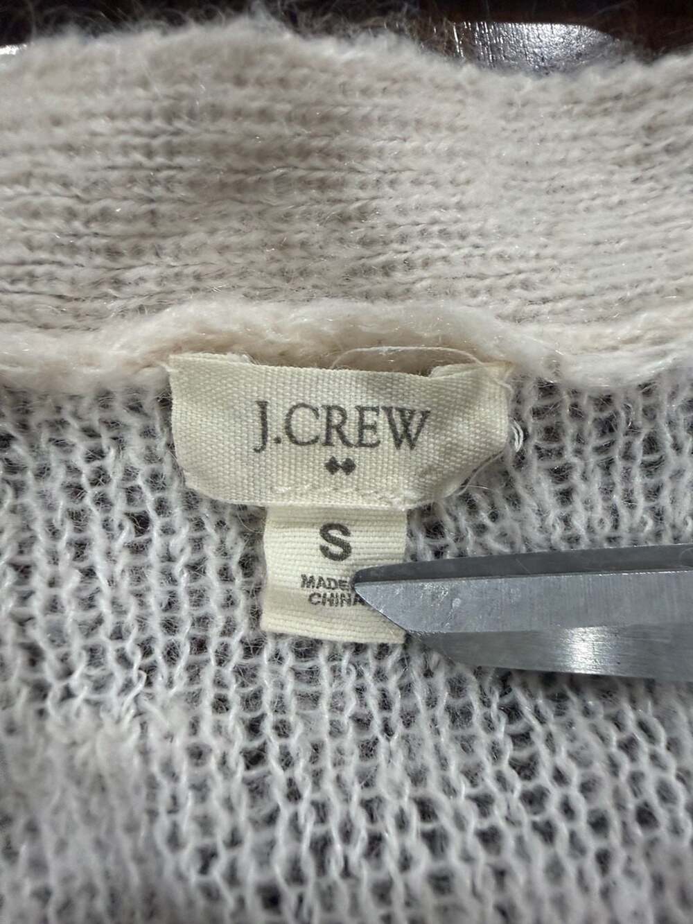 J.Crew Mohair Blend Fuzzy Cardigan Sweater Small Cream Ivory Quiet Luxury Y2K - Picture 4 of 7